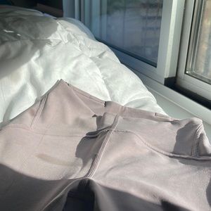 Lululemon Instill HR Tight 25”